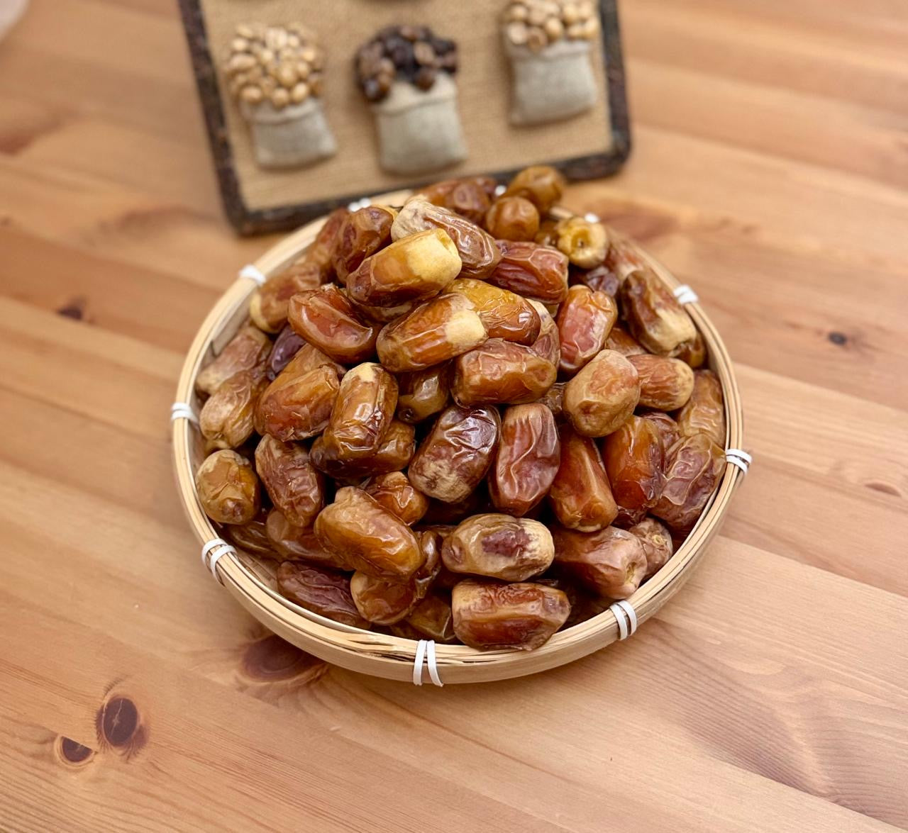 Saudi Premium Sugai Rutab Dates 1 Kg – New Season Harvest 2025 | Naturally Sweet & Caramel-Soft Fresh Dates