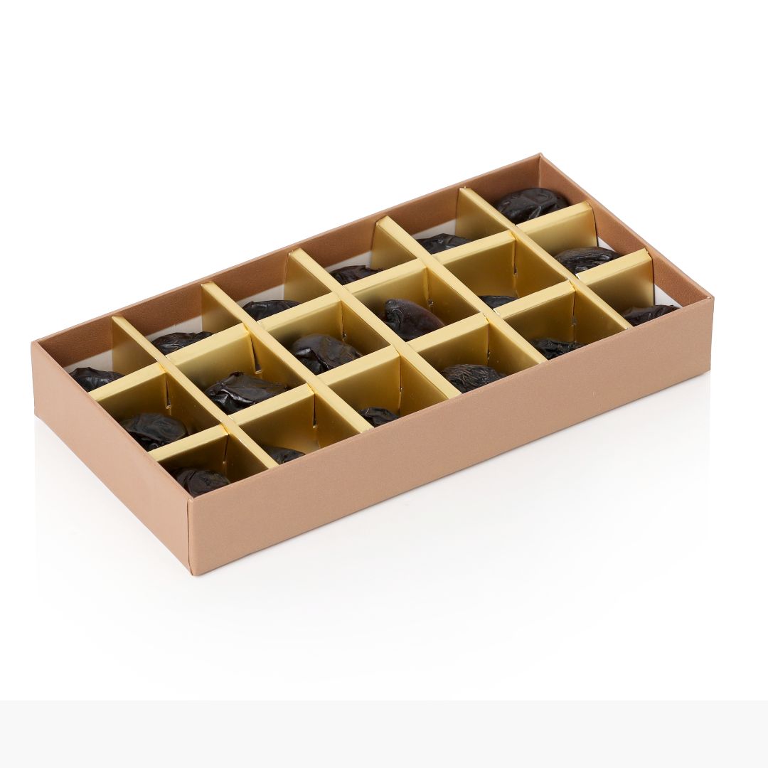 Premium Ajwa Dates Gift Box – Small Rectangle Box with Divider, Al Madinah Selection by Tamooriya