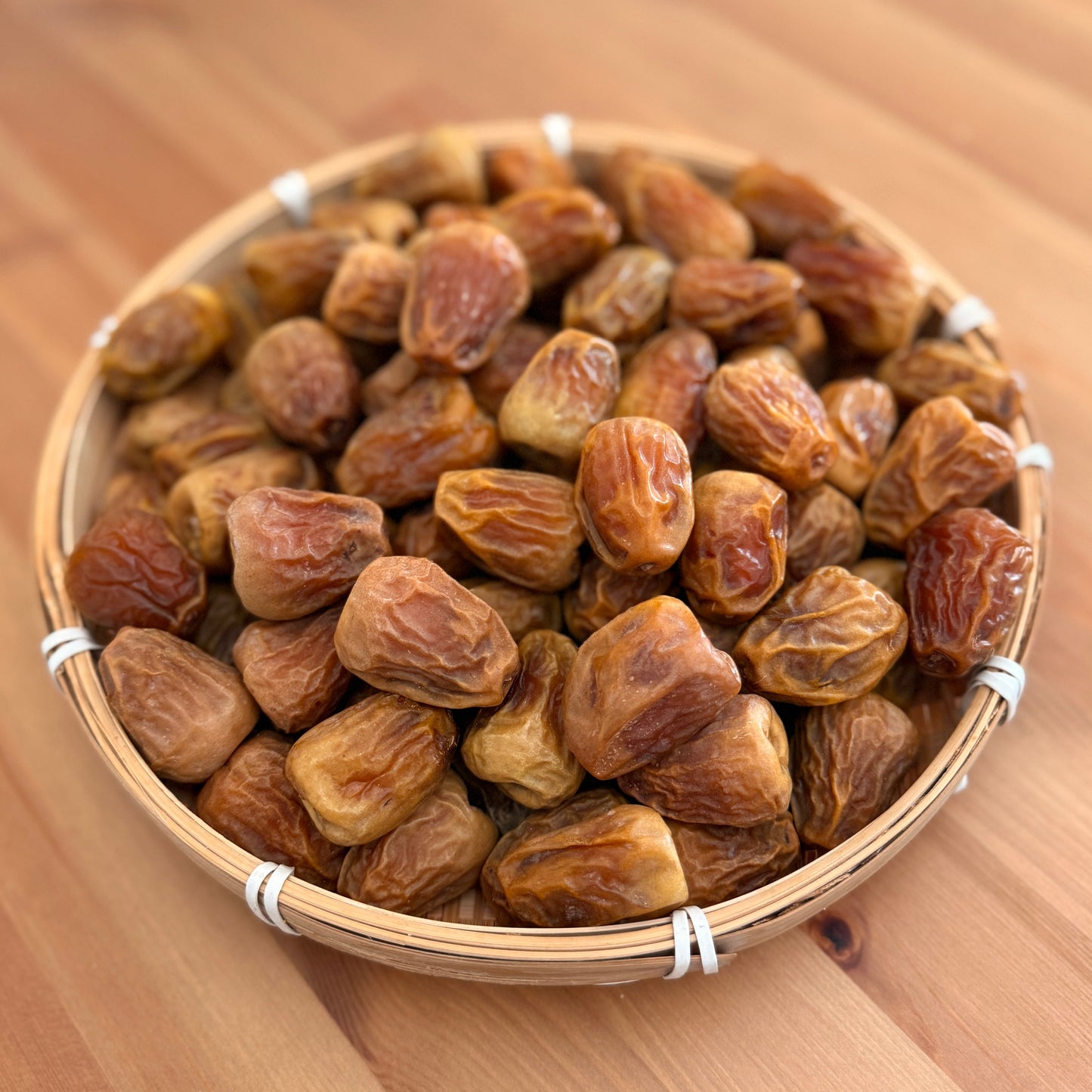 1 Kg Premium Sukkary Dates Dry
