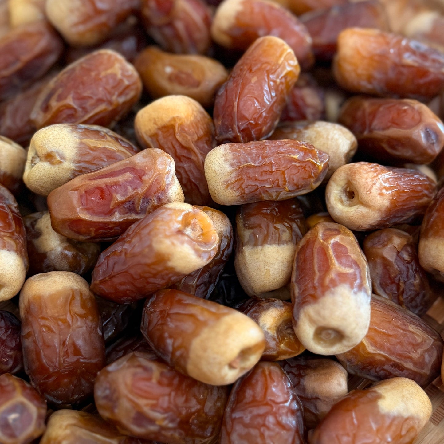 1 Kg Sugai Dates Premium Saudi Arabia